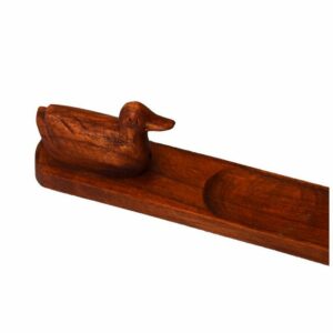 SIMANDRA Räucherstäbchen-Halter Räucherstäbchenhalter aus Holz mit von Hand geschnitzter Tierfigur
